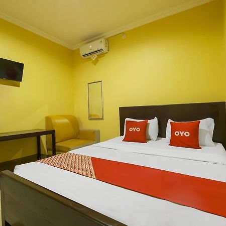 Oyo 92483 Hotel Kirana Salatiga Exteriér fotografie