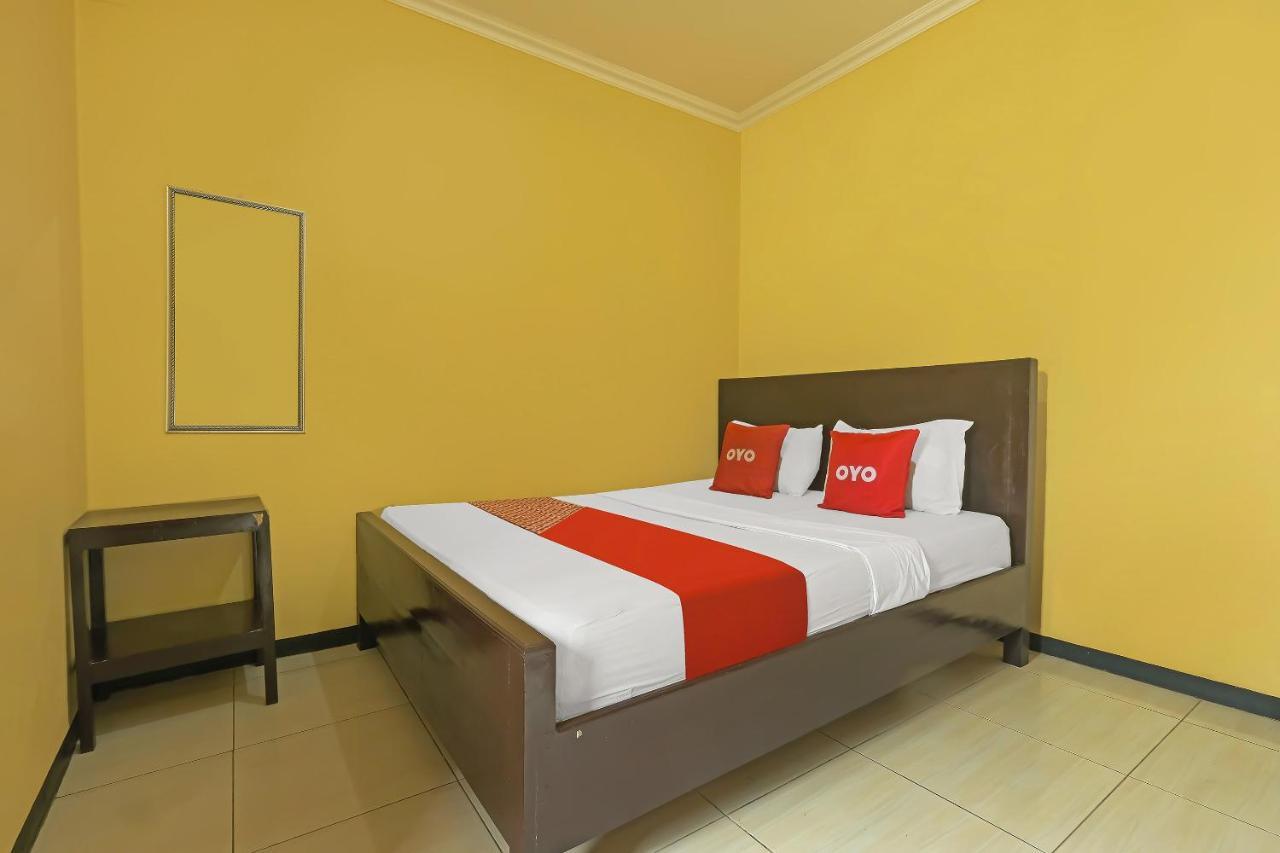 Oyo 92483 Hotel Kirana Salatiga Exteriér fotografie